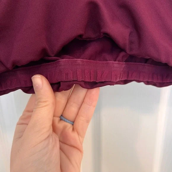 PINK Victoria's Secret Ultimate Sports Bra - Picture 3 of 5